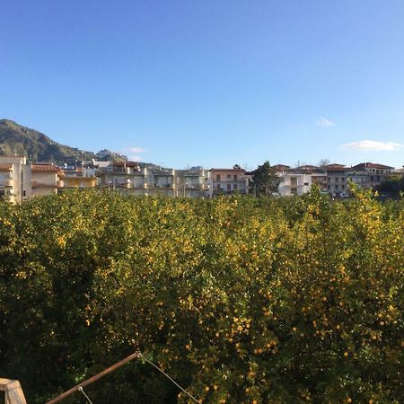 Al Chiaro Di Luna Taormina Bagian luar foto