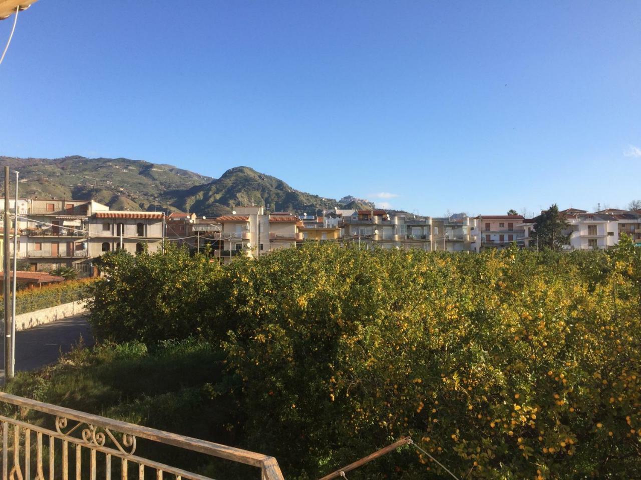 Al Chiaro Di Luna Taormina Bagian luar foto